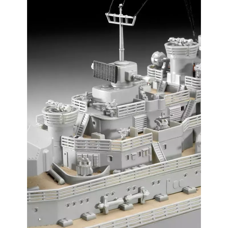Modello nave da guerra Revell Bismarck kit 1:350