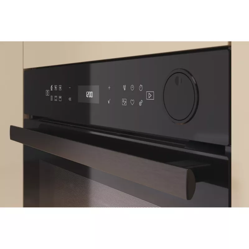 Whirlpool AKZ9S 8260 FB 73 L 3650 W nero