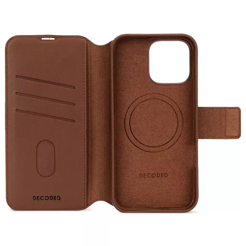 Wallet Case Decoded iPhone 16 Pro Max marrone 3 scomparti per carte