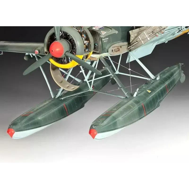 Kit di montaggio modello in plastica REVELL ARADO AR 196A-3 idrovolante in scala 1:32