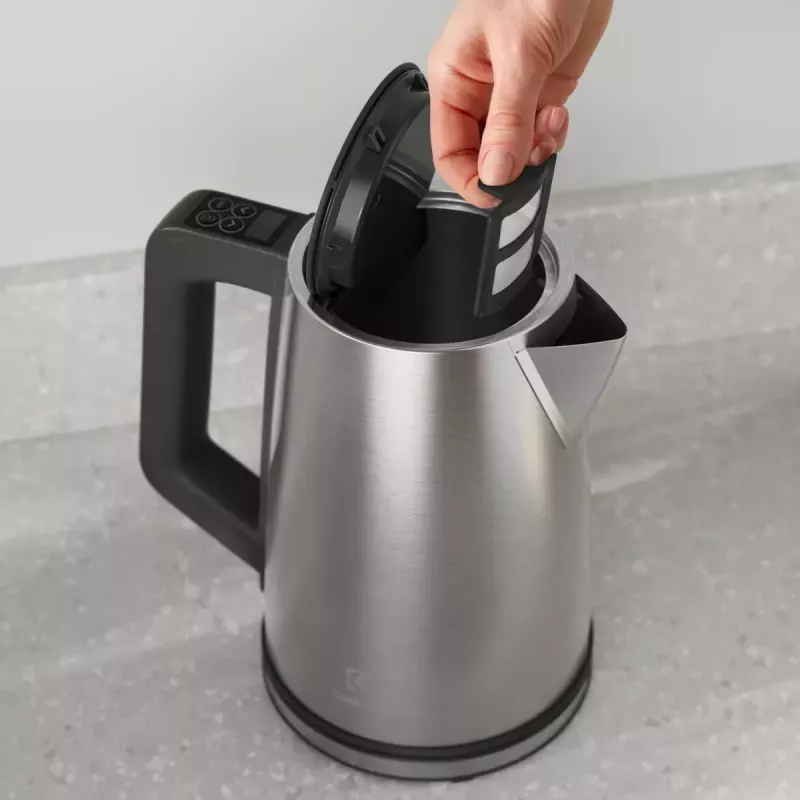 Electrolux E5K1-6ST bollitore elettrico 1,7 l 2400 W acciaio inox