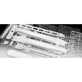 Modello nave passeggeri REVELL Queen Mary 2 kit, scala 1:700