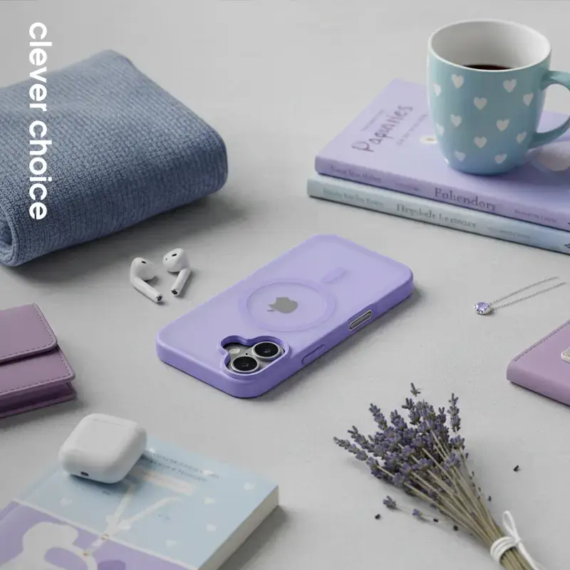Custodia Crong Hybrid Matte Magnetic MagSafe per iPhone 17 — lavanda traslucido, PC+TPU
