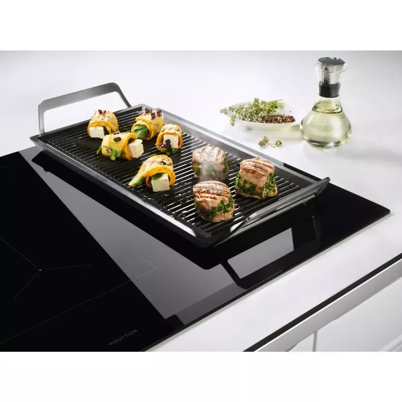 Electrolux EIV734 piano cottura a induzione da incasso nero 68 cm di larghezza 4 zone