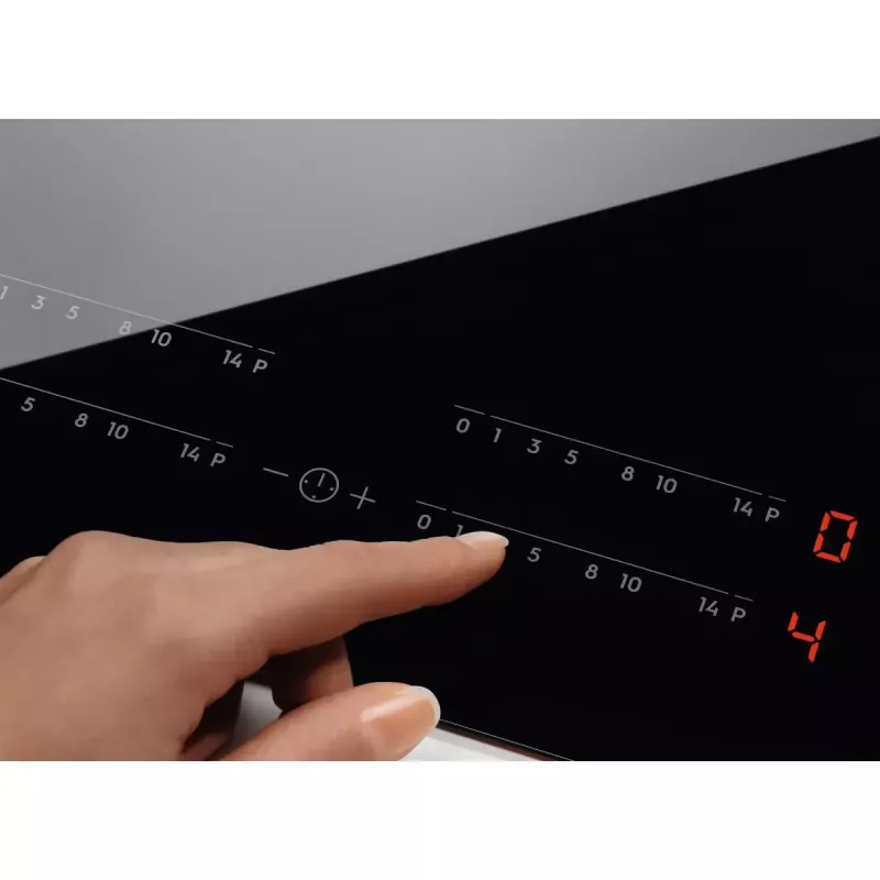 Electrolux EIV734 piano cottura a induzione da incasso nero 68 cm di larghezza 4 zone