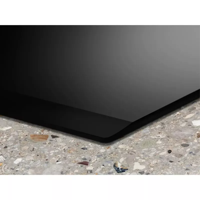 Electrolux EIV734 piano cottura a induzione da incasso nero 68 cm di larghezza 4 zone