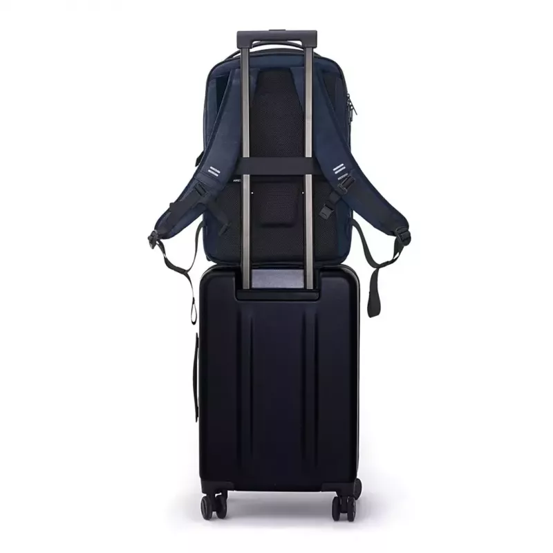 Zaino per laptop XDDESIGN Bizz Navy – idrorepellente, leggero, modello P705.935