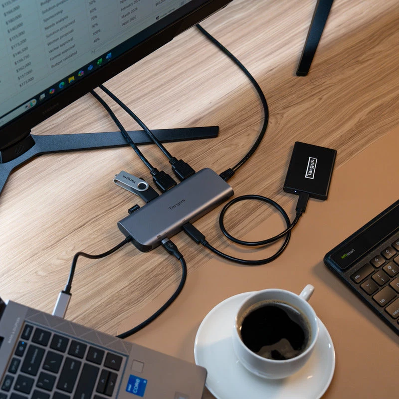 Targus Dual Video Mobile Dock con 140W EPR Pass-Thru, con filo, USB 3.2 Gen 2 (3.1 Gen 2) Type-C, 140 W, 1000 Mbit/s, grigio, 10 Gbit/s