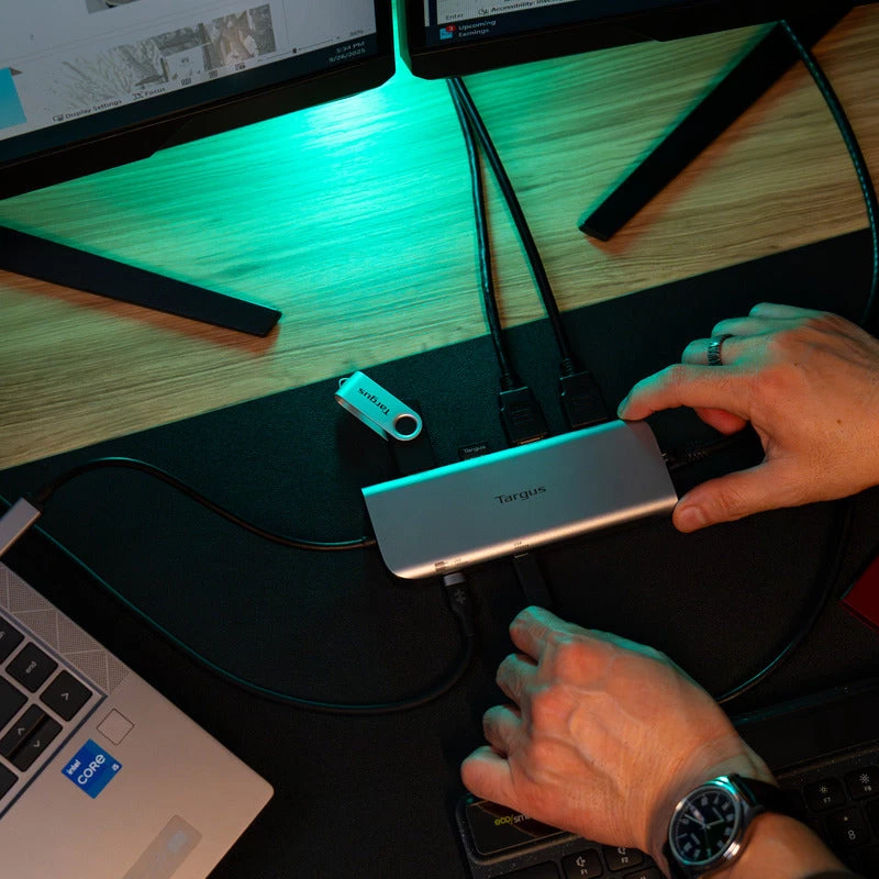 Targus Dual Video Mobile Dock con 140W EPR Pass-Thru, con filo, USB 3.2 Gen 2 (3.1 Gen 2) Type-C, 140 W, 1000 Mbit/s, grigio, 10 Gbit/s