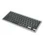 Tastiera wireless dual-mode ultra sottile Manhattan, layout QWERTZ tedesco, Bluetooth (v3.0) e wireless (2,4 GHz), 78 tasti piatti a forbice, gestione automatica dell'energia, portata 10 m, micro-ricevitore USB-A, batteria AAA (inclusa), Windows e Mac, tre anni di garanzia