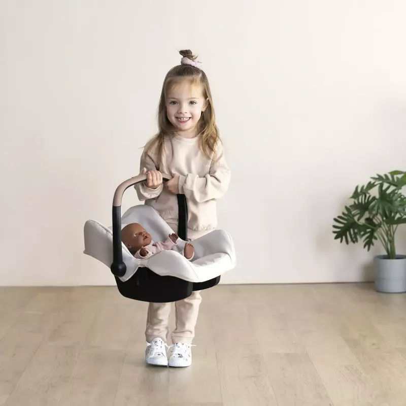 Seggiolino auto per bambole Simba-Dickie Maxi-Cosi, beige — accessorio per bambole