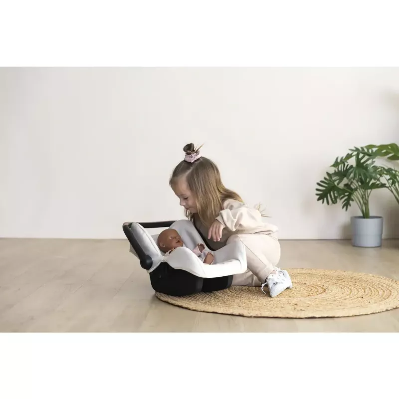 Seggiolino auto per bambole Simba-Dickie Maxi-Cosi, beige — accessorio per bambole