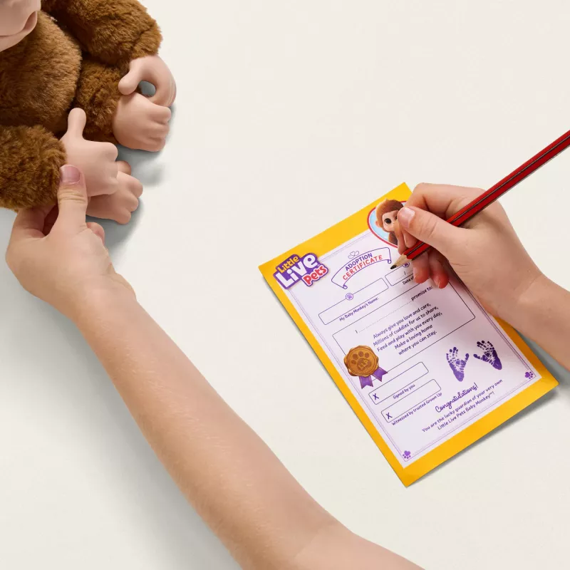 Moose Toys My Baby Monkey Mango, bambino/bambina, 4 anni, effetti luminosi, con suono