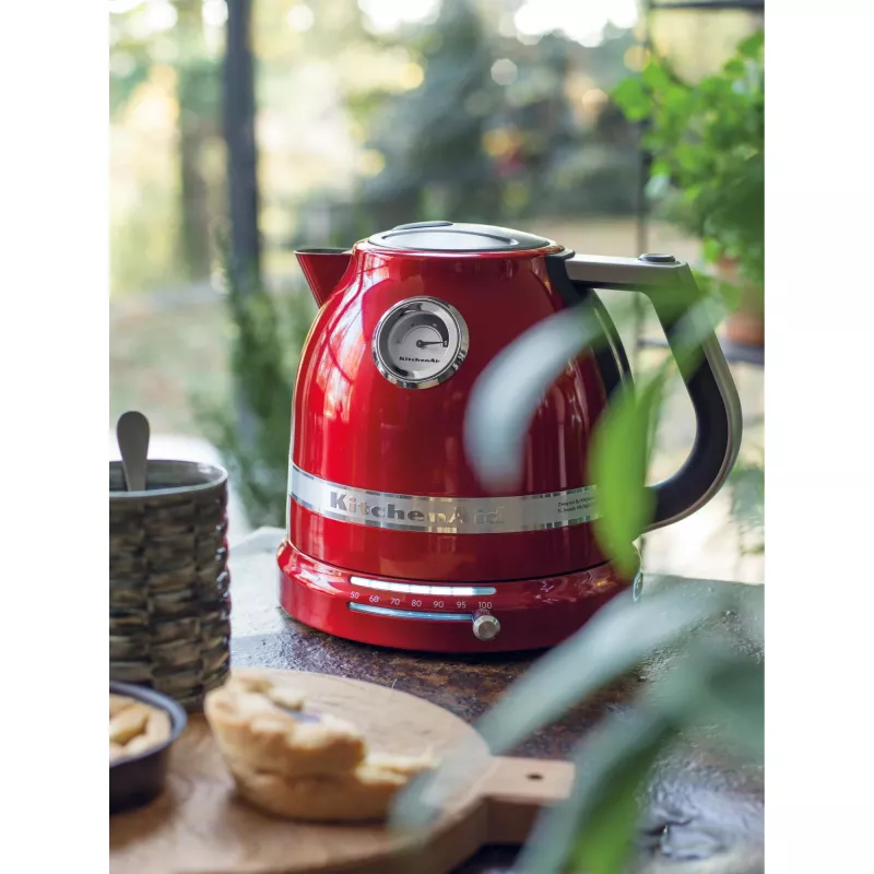 KitchenAid 5KEK1522ECA bollitore elettrico 1,5 l 2400 W rosso