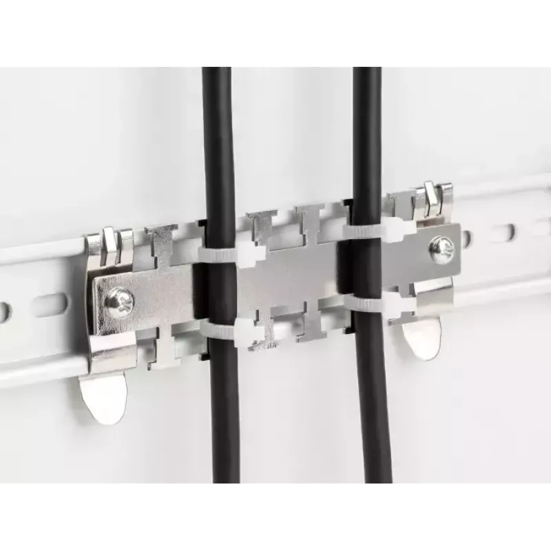 Fermacavo DeLOCK per guida DIN 3,5 cm diametro metallico metallo