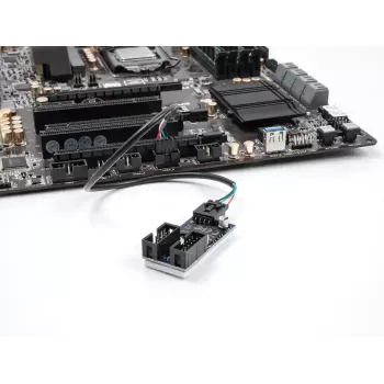 Cavo USB interno DELOCK 83025 — USB 2.0 4 pin su 10 pin, 0,03 m, nero