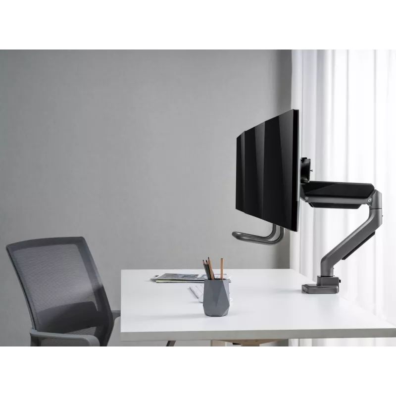 Equip Supporto da tavolo per tre monitor da 17