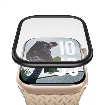 Protezione display PanzerGlass con cornice in metallo nera per Apple Watch, modello PG56329