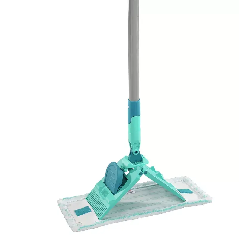 Set pulizia pavimenti Leifheit PowerClean M 1055510 con panno in microfibra e manico regolabile