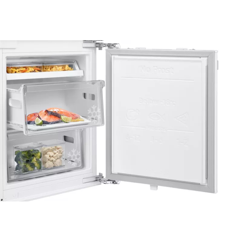 Frigorifero combinato Samsung BRB70F30AEF0EO da incasso 298 L bianco