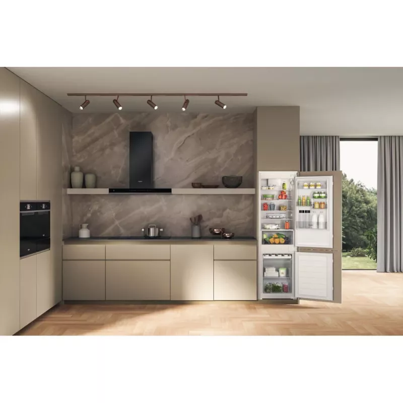 Whirlpool WHC18D031A1 Frigorifero da incasso 268 L bianco