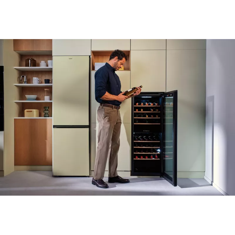 Candy CNWQ4G56G2 Cantinetta vini a compressore freestanding nero 56 bottiglie