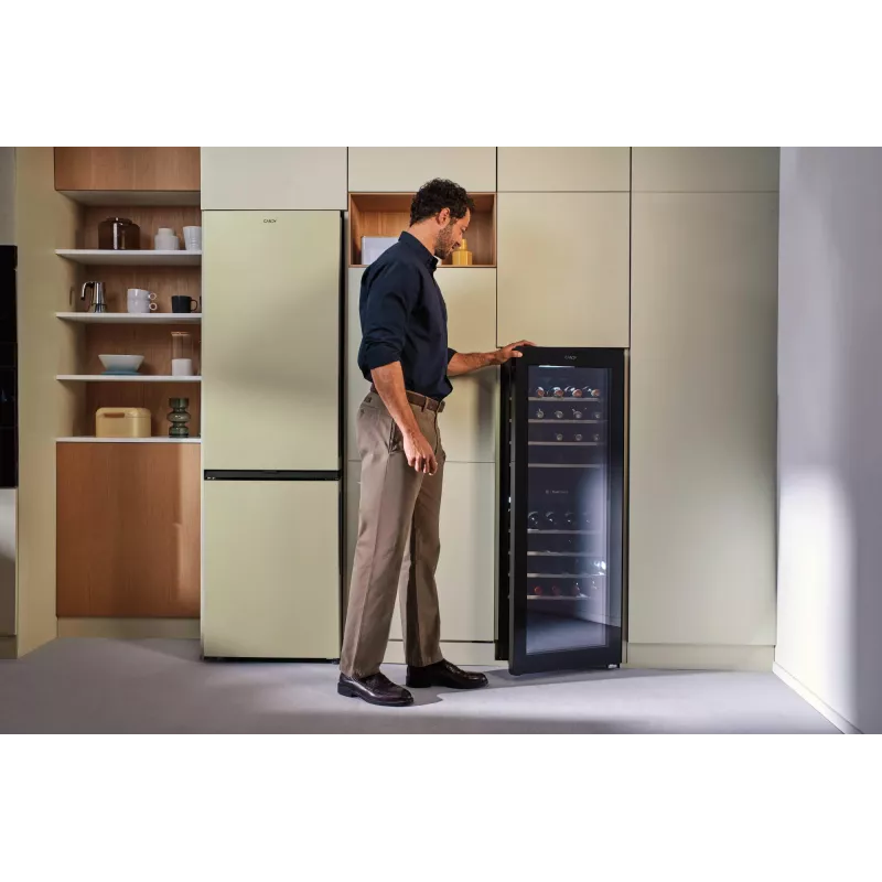 Candy CNWQ4G56G2 Cantinetta vini a compressore freestanding nero 56 bottiglie
