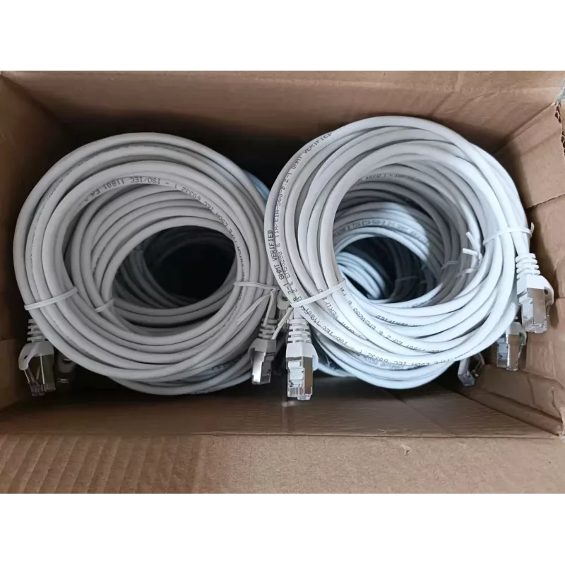 Cavo patch Cat.6 S/FTP Equip, 5,0 m, bianco, 30 pz./confezione