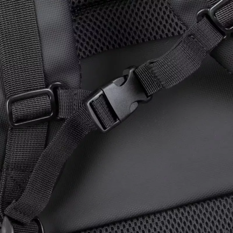Zaino da tempo libero Rivacase Tegel 8465 nero poliestere ECOLOGICO