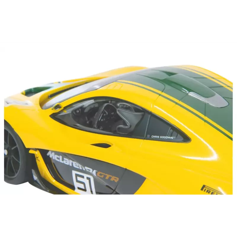 Auto da corsa on-road Jamara McLaren P1 GTR