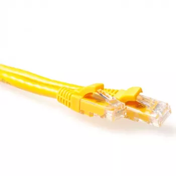 ACT giallo 3 metri cavo patch U/UTP CAT6 con connettori RJ45 e protezione del fermo