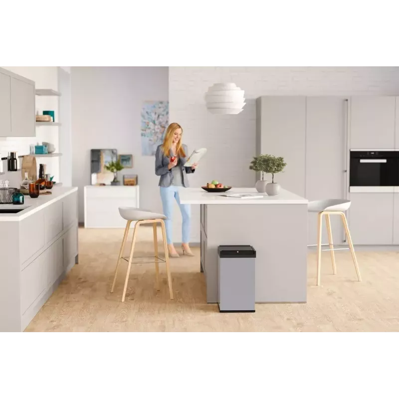 Pattumiera rettangolare a coperchio basculante L Hailo Big-Box