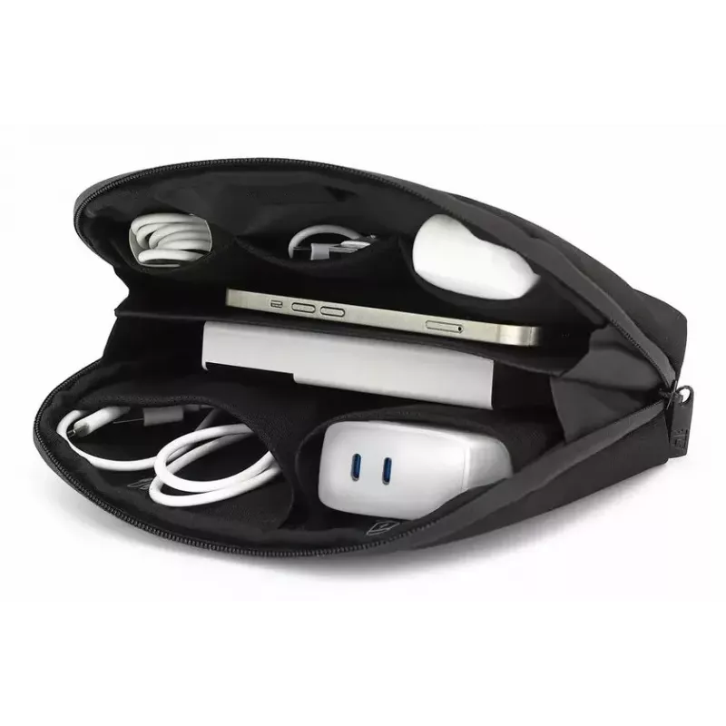 ACT City Accessory organizer da viaggio, realizzato in bottiglie di plastica riciclata