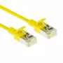 ACT giallo 7 metri LSZH U/FTP CAT6A patch cable slimline per data center con protezione del fermo e connettori RJ45