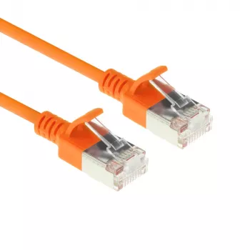 ACT arancione 0,5 metri LSZH U/FTP CAT6A patch cable slimline per data center, con protezione del fermo e connettori RJ45