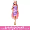 Bambola Barbie Fun & Fancy Hair con capelli biondi multicolore extra lunghi e accessori per lo styling