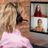 Lindy L118 cuffie wireless con cancellazione del rumore e stazione di ricarica