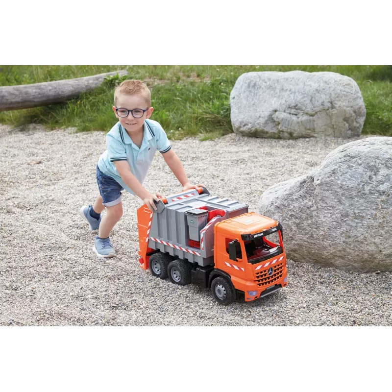 Lena GIGA TRUCKS camion della spazzatura Arocs con adesivi