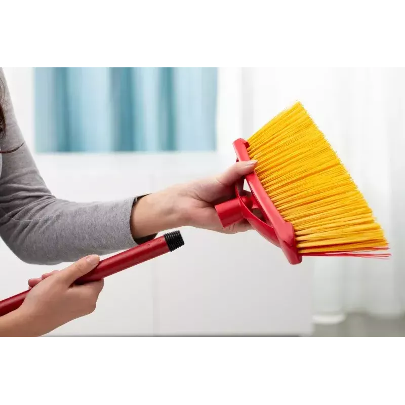 Scopa per esterni VILEDA modello 128763, setole dure, tecnopolimero, rossa
