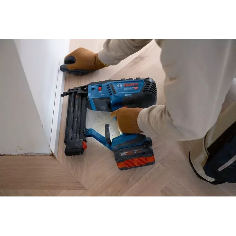 Bosch GNH 18V-50 M Professional chiodatrice a batteria