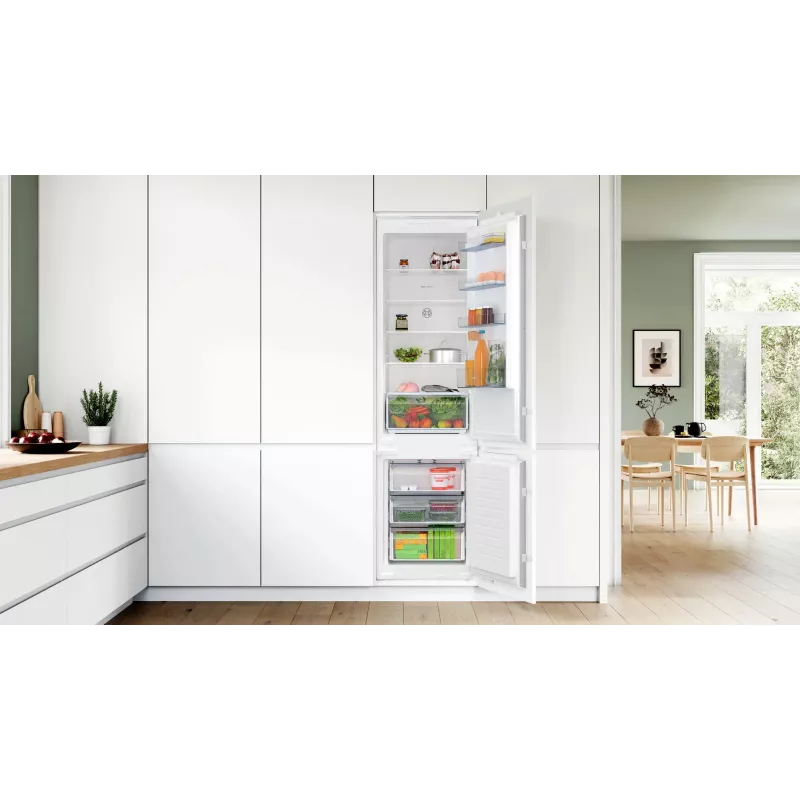 Bosch Serie 2 KIN96NSE0 Frigo-congelatore da incasso 290 L bianco