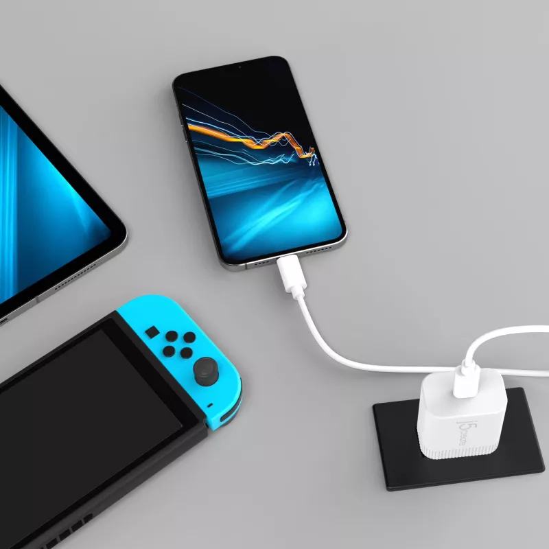 Caricabatterie da parete j5create JUP1420 20W PD USB-C indoor AC 100-240V
