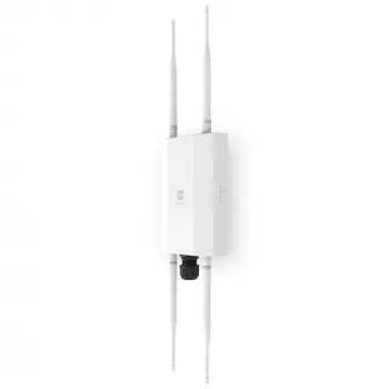 Access point wireless EnGenius Fit6 2×2 Outdoor — Dual-Band 2,4/5 GHz, 1774 Mbit/s, PoE, 2,5GbE LAN, 4 antenne, bianco