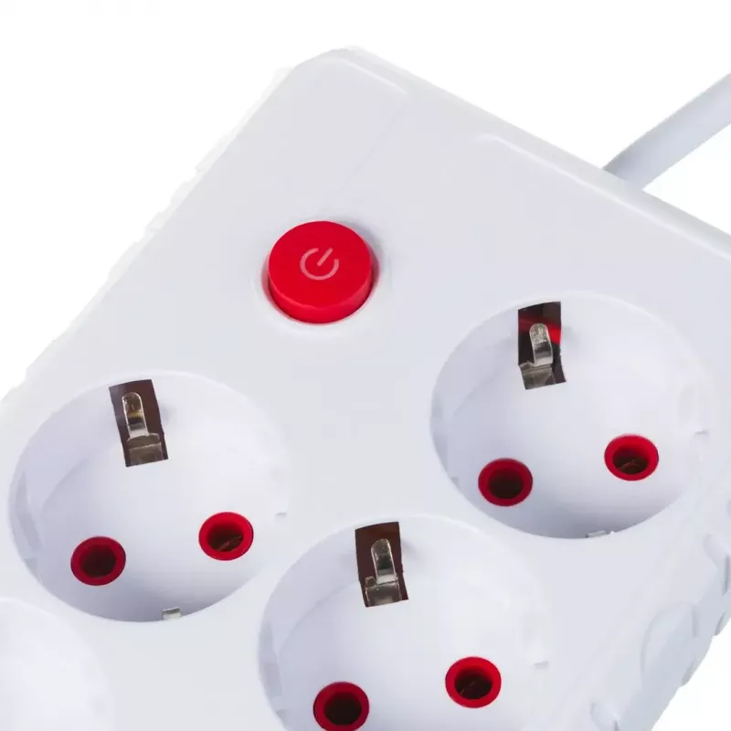 Ciabatta MACLEAN MCE393 W — 4 prese + 3×USB, 110–240V, 2,1A USB, 2500W, 3 m, bianco