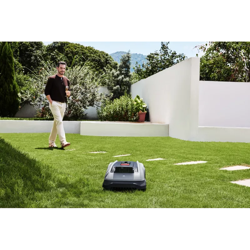 Ecovacs GOAT O600 RTK EU robot rasaerba batteria nero, grigio