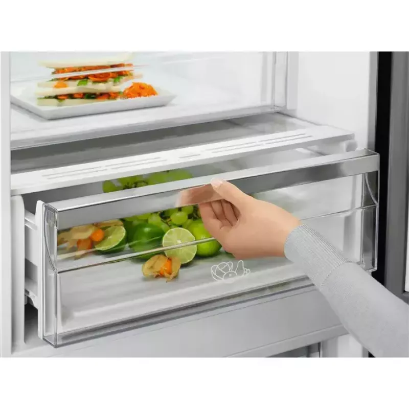 Electrolux LNC7ME32X3 a libera installazione 330 L acciaio inox