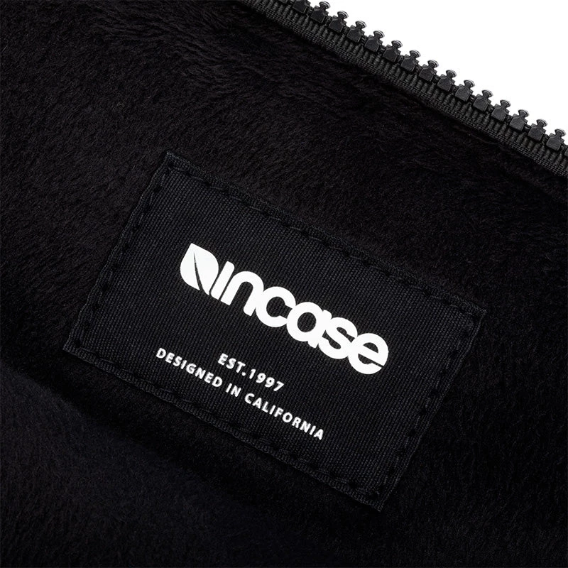 Incase custodia compatta con Woolenex per MacBook Pro da 14 pollici (M1-M4, 2021-2024)