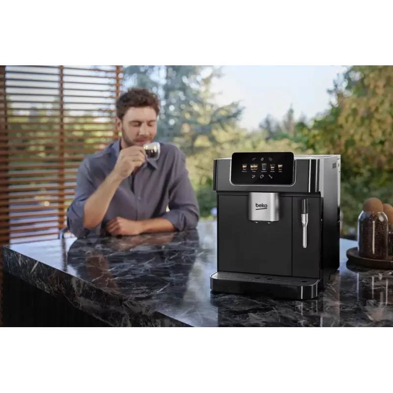 Beko CEG7302B CaffeExperto macchina da caffè automatica con lancia vapore
