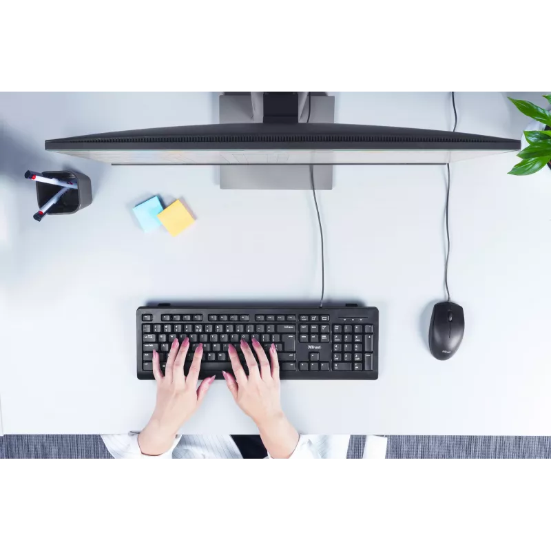 Trust TK-150 tastiera universale USB QWERTY nero