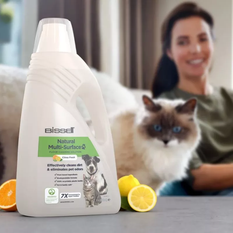 Bissell Natural Multi-surface detergente per pavimenti per animali domestici 2L